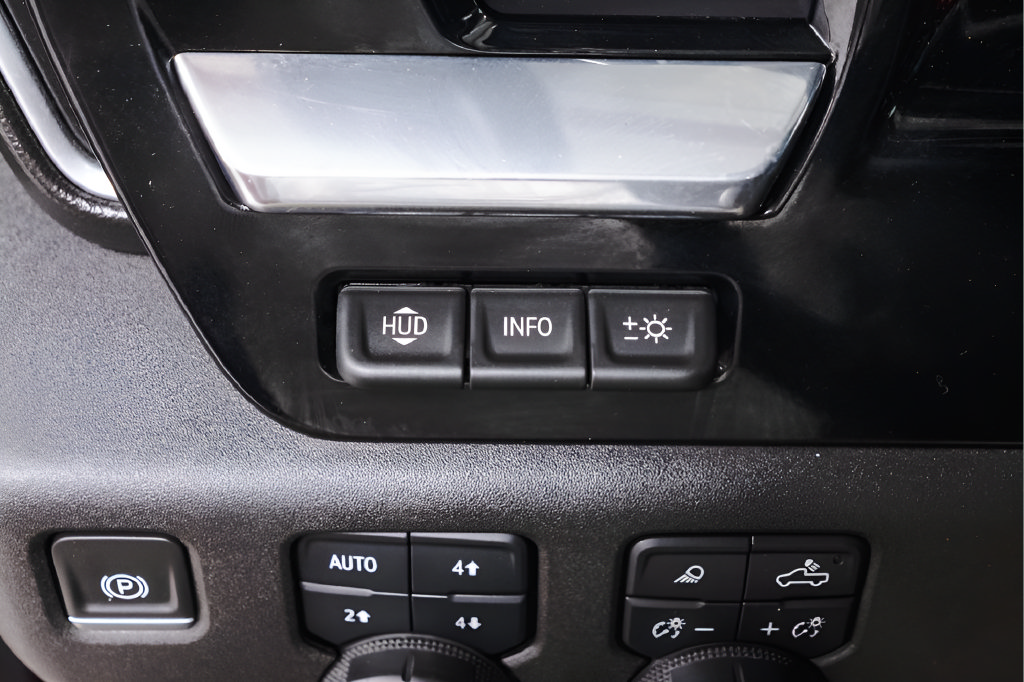 Used 2024 Chevrolet Silverado 1500 High Country AWD/4WD image 15