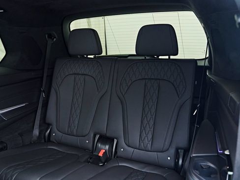 Used 2025 BMW ALPINA XB7 AWD/4WD image 54