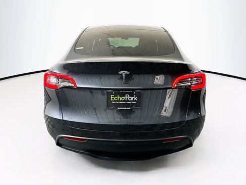 Used 2024 Tesla Model Y Long Range image 7