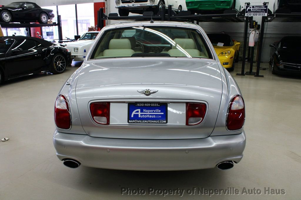 Used 2004 Bentley Arnage T RWD image 7