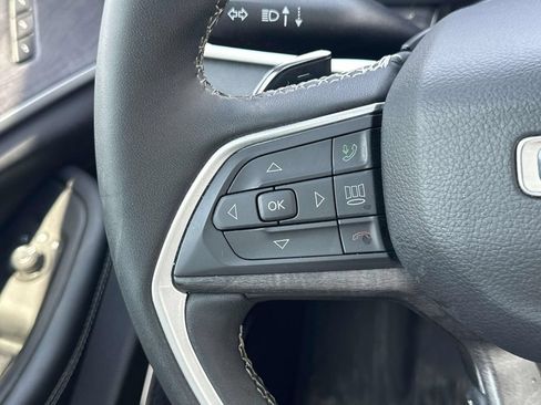 Used 2023 Jeep Grand Cherokee 4WD 4xe image 23