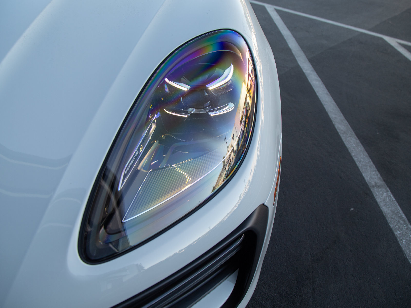 Certified 2026 Porsche Macan AWD/4WD image 13