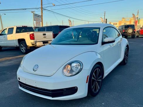 Used 2013 Volkswagen Beetle 2.5 image 13