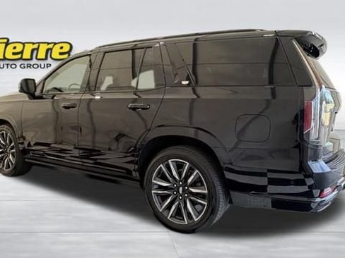 Used 2023 Cadillac Escalade Sport w/ LPO, ONYX Package AWD/4WD image 2