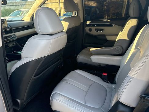 Used 2023 Honda Pilot EX-L image 25