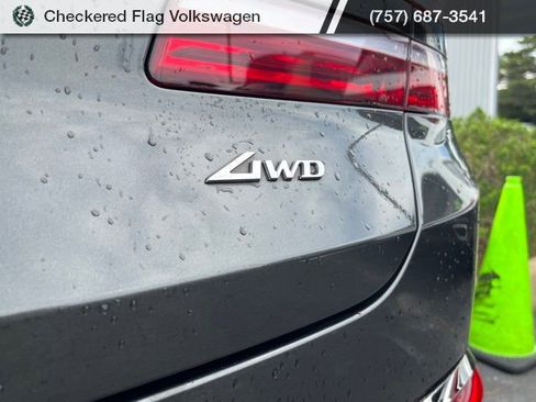 Used 2025 Genesis GV80 2.5T Standard AWD/4WD image 10