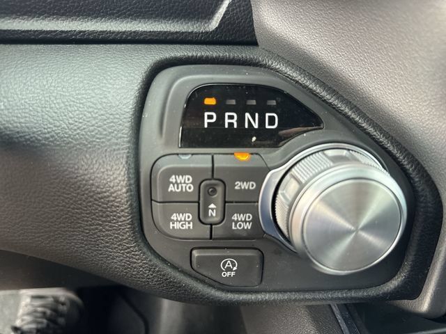 Used 2026 RAM 1500 Laramie AWD/4WD image 16