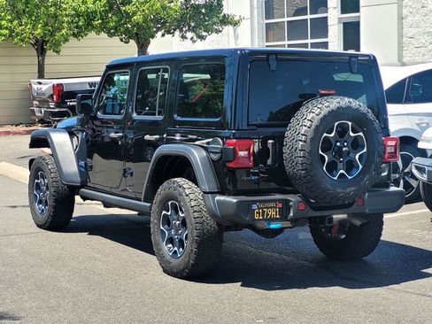 Used 2022 Jeep Wrangler Unlimited Rubicon 4xe w/ Cold Weather Group AWD/4WD image 6