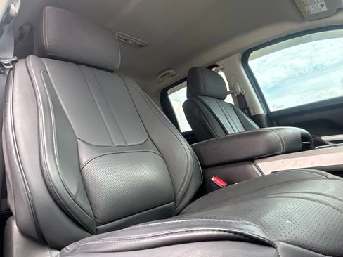 Used 2021 Nissan Titan SV w/ SV Convenience Package AWD/4WD image 26