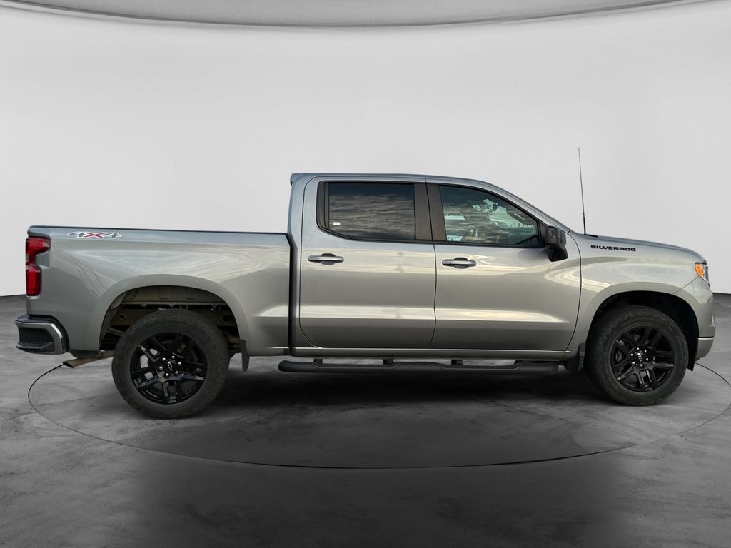 Used 2023 Chevrolet Silverado 1500 RST w/ Convenience Package II AWD/4WD image 11