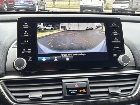 Used 2022 Honda Accord Sport image 35