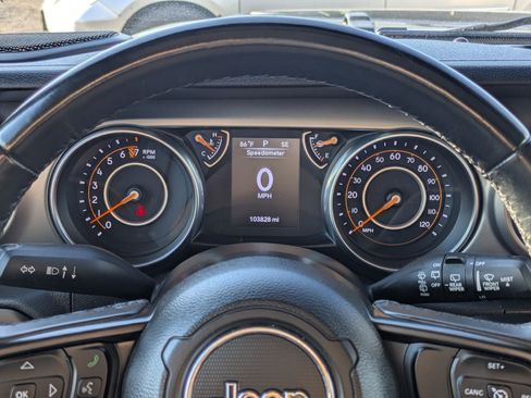 Used 2018 Jeep Wrangler Sport AWD/4WD image 22