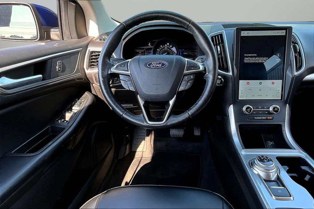 Used 2023 Ford Edge SEL AWD/4WD image 8