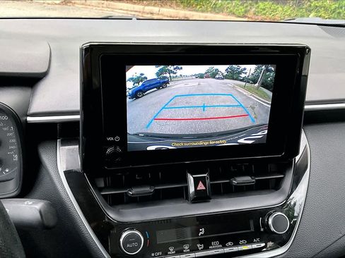 Used 2024 Toyota Corolla LE FWD image 27