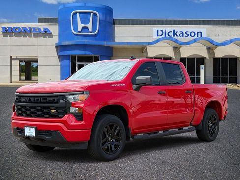 Used 2023 Chevrolet Silverado 1500 Custom AWD/4WD image 1