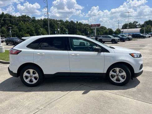 Used 2023 Ford Edge SE AWD/4WD image 9