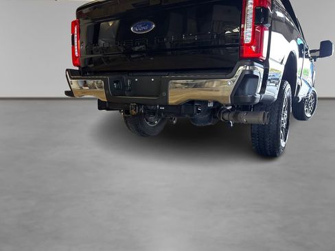 Certified 2024 Ford F250 Lariat AWD/4WD image 18
