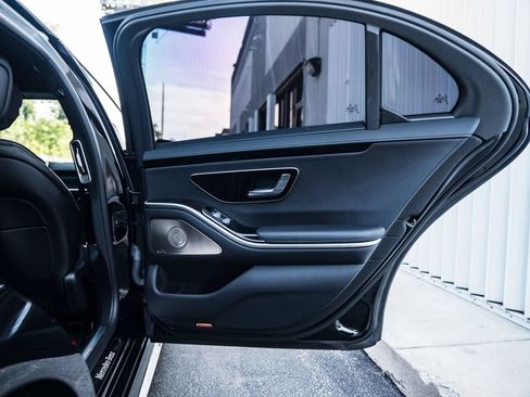 Used 2023 Mercedes-Benz S 500 4MATIC image 29