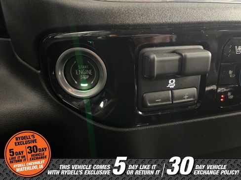 Certified 2023 Chevrolet Silverado 1500 LTZ w/ Technology Package image 32