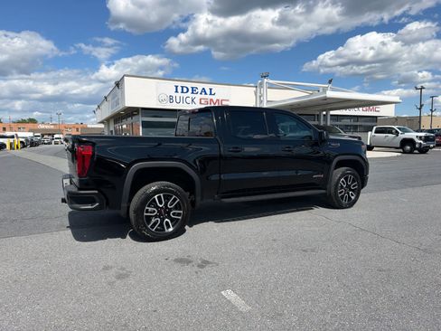Used 2023 GMC Sierra 1500 AT4 w/ AT4 Premium Package AWD/4WD image 6