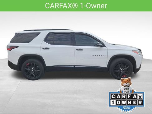 Used 2019 Chevrolet Traverse Premier w/ Redline Edition AWD/4WD image 2