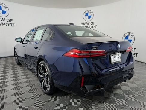 New 2026 BMW 530i xDrive w/ M Sport Package AWD/4WD image 8