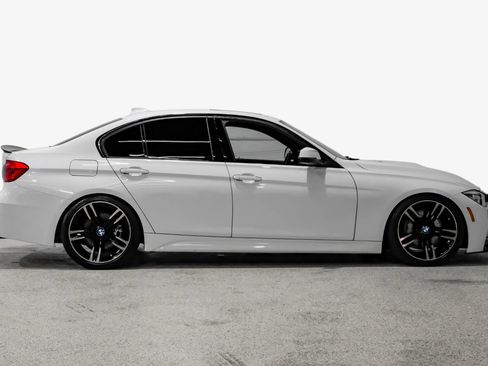 Used 2017 BMW 340i Sedan RWD image 5
