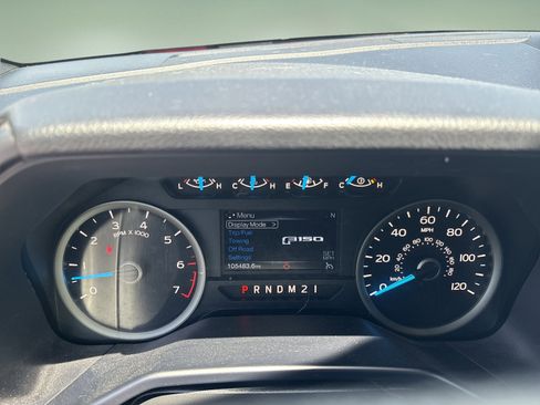 Used 2016 Ford F150 XLT w/ Equipment Group 302A Luxury AWD/4WD image 19