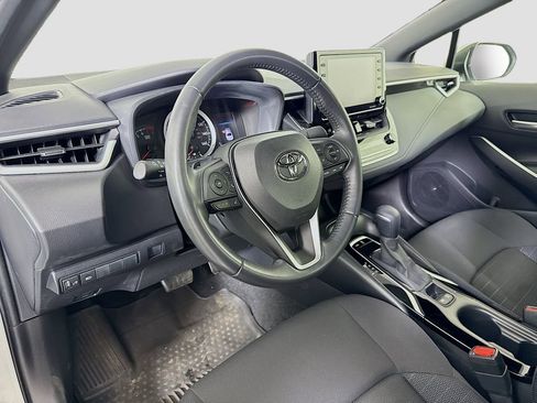 Used 2022 Toyota Corolla SE image 9