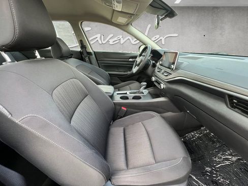 Certified 2025 Nissan Altima 2.5 SV image 24