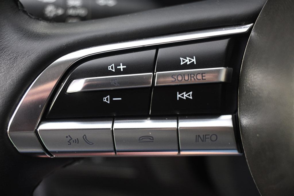 Used 2025 MAZDA CX-50 AWD 2.5 Hybrid w/ Premium Pkg image 33