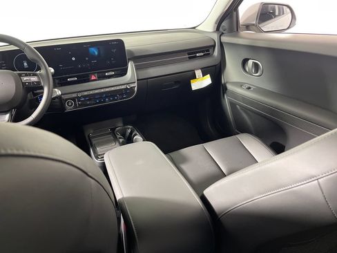 New 2026 Hyundai Ioniq 5 SEL RWD image 17