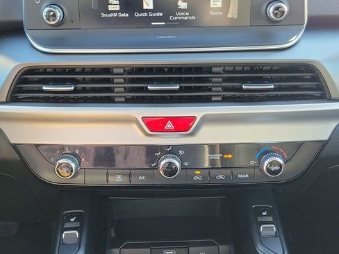 Used 2021 Kia Telluride S image 33