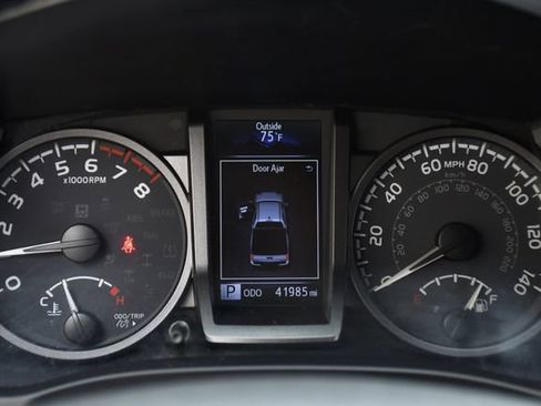 Used 2023 Toyota Tacoma SR5 image 10