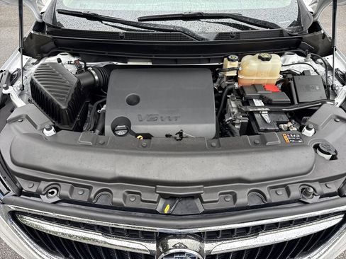 Used 2020 Buick Enclave Essence FWD image 33