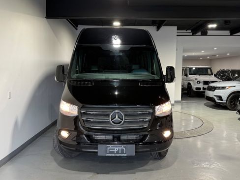 Used 2020 Mercedes-Benz Sprinter 3500 image 3