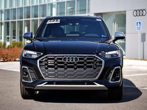 Certified 2024 Audi SQ5 Premium AWD/4WD image 12