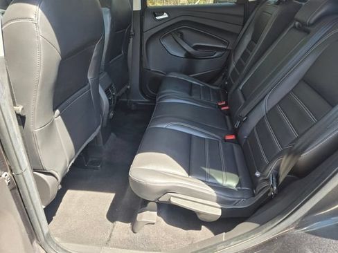 Used 2019 Ford Escape SEL AWD/4WD image 16