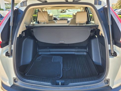Used 2018 Honda CR-V Touring image 15