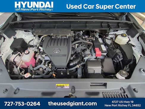 Used 2023 Toyota Highlander XSE AWD/4WD image 13