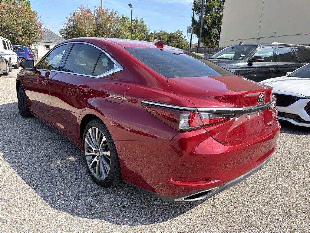 Used 2020 Lexus ES 350 w/ Premium Package FWD image 5