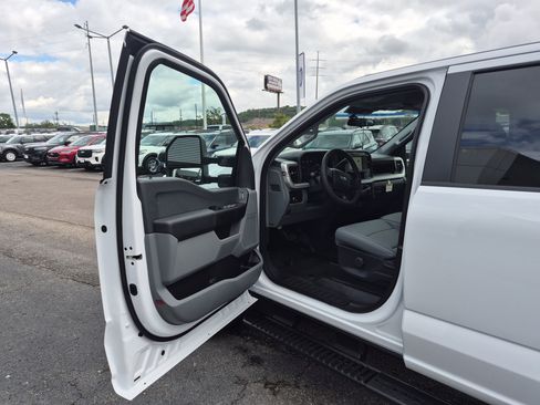 New 2026 Ford F350 XL w/ 360-Degree Camera Package image 17