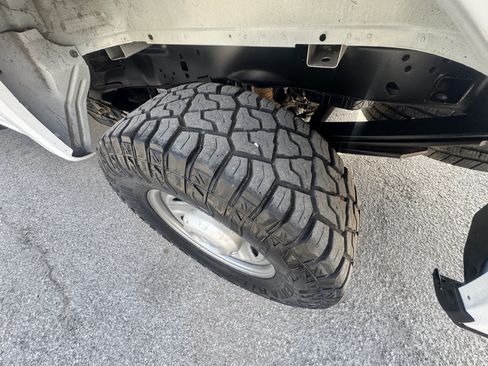 Used 2022 Ford F250 XL w/ Power Equipment Group AWD/4WD image 19