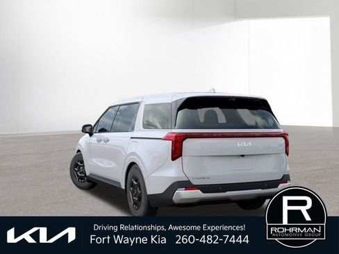New 2026 Kia Carnival image 5