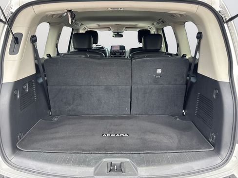 Used 2024 Nissan Armada SL w/ Captain's Chairs Package AWD/4WD image 36