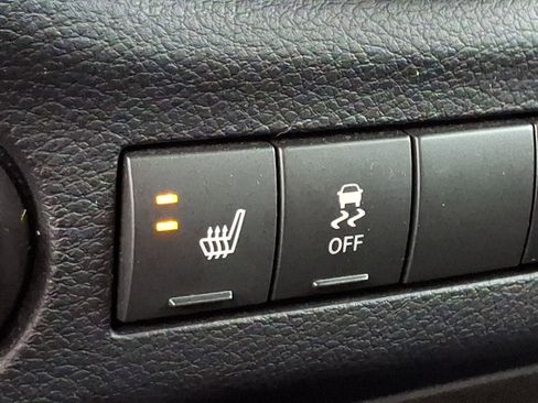 Used 2016 Jeep Wrangler Unlimited Rubicon image 21