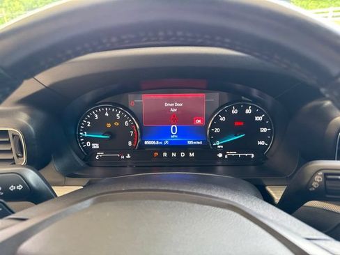 Used 2020 Ford Explorer XLT w/ Equipment Group 202A AWD/4WD image 16