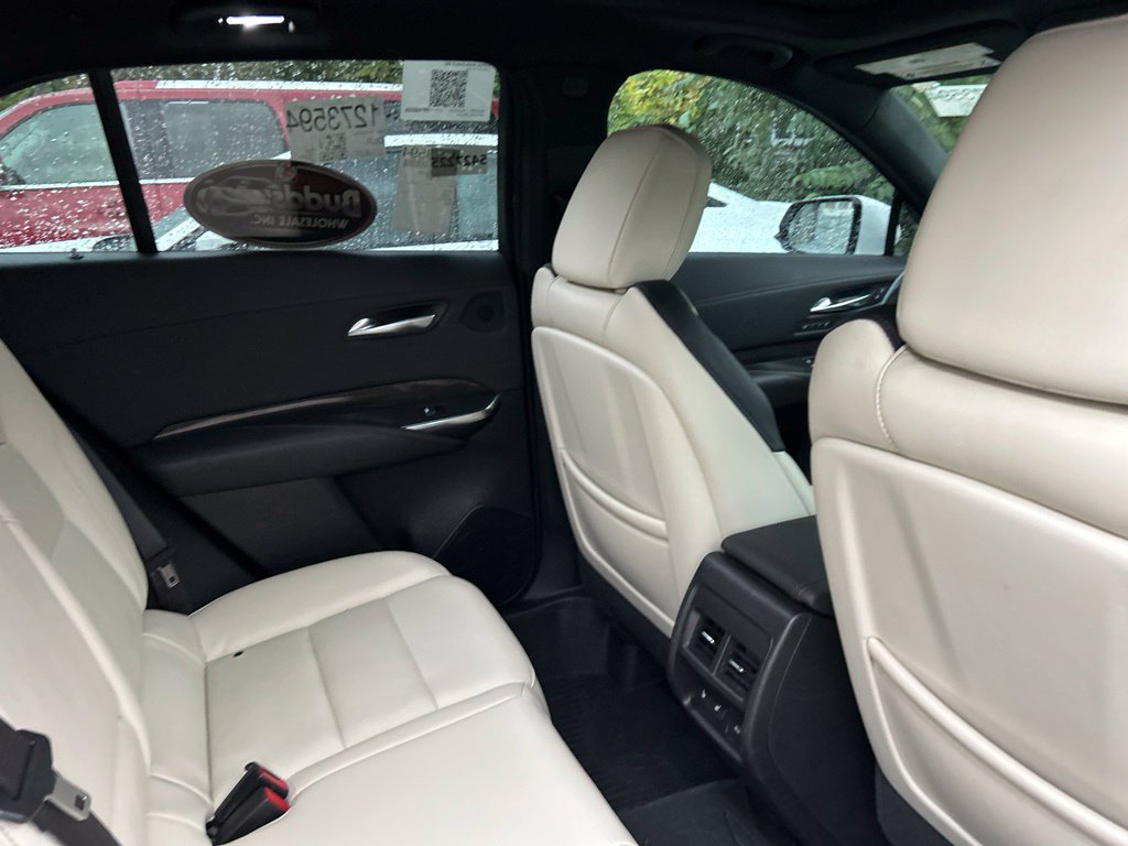 Used 2023 Cadillac XT4 Sport w/ Sun And Sound Package AWD/4WD image 11