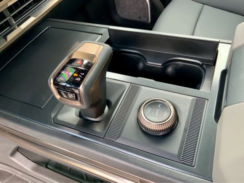 New 2025 GMC Hummer EV 3X w/ LPO, Illumination Package image 45