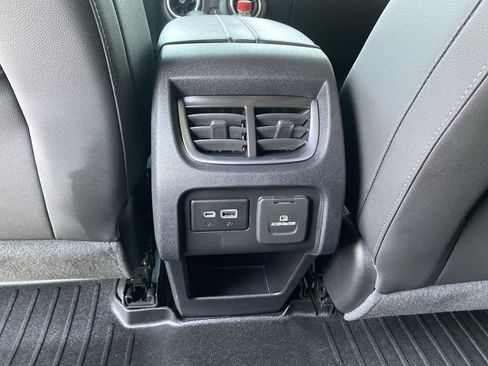 Used 2020 Chevrolet Blazer LT w/ Sound & Technology Package FWD image 29